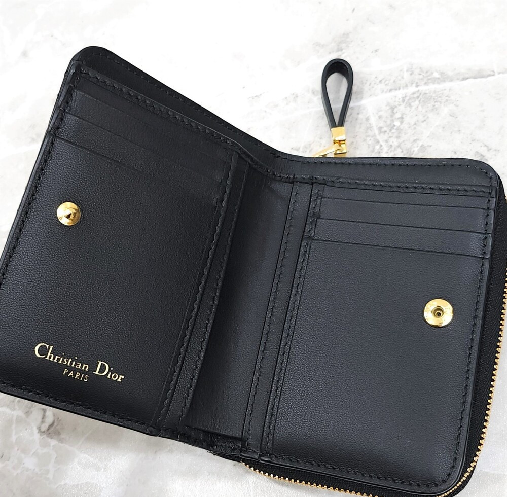 [럭스유] 디올 졸리 스칼렛 블랙 까나쥬 지갑 S3111UNJB_M900