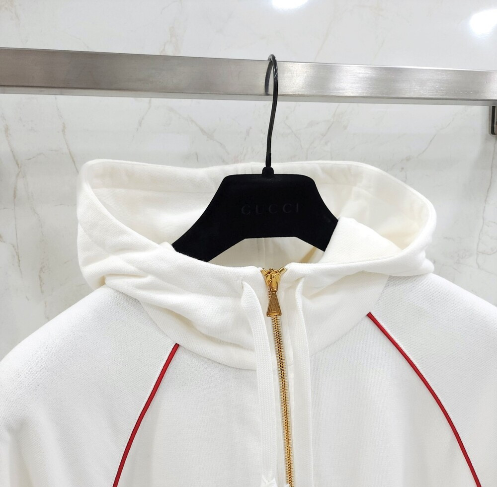 [럭스유] S / 구찌 화이트 삼선 웹 로고 아노락 반집업