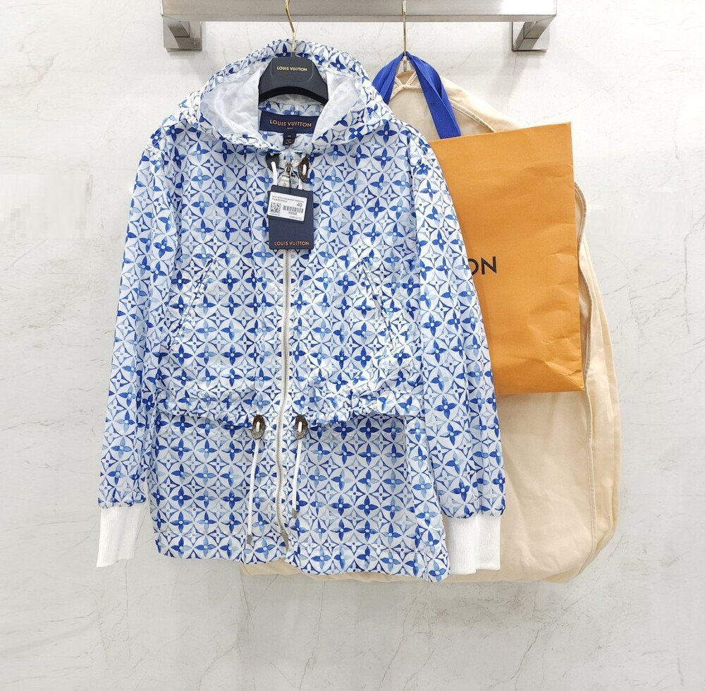 [럭스유] (새상품) 40 / 루이비통 모노그램 플라워 타이 트윌 자켓 1ABQ58