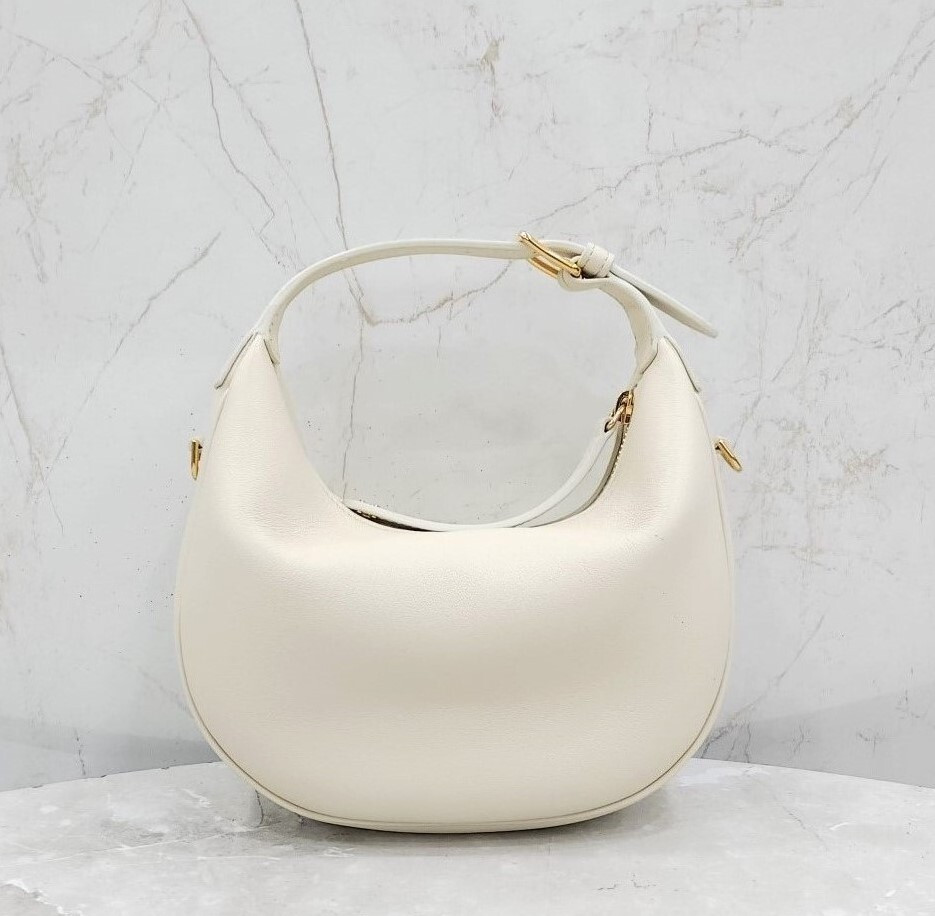 [럭스유] 셀린느 틴 룰루 트리옹프 캔버스백 라이스 120723ENY