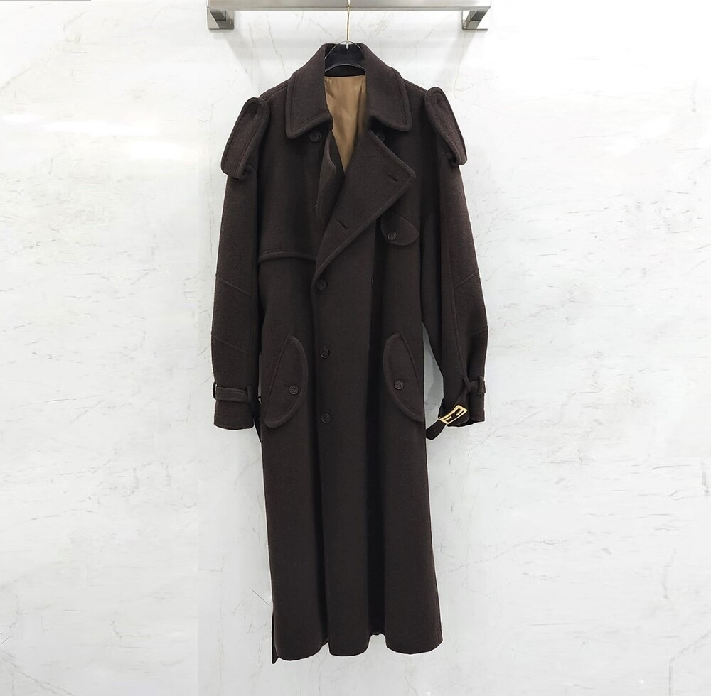 [럭스유] 48 / 펜디 견장 벨티드 캐시미어 코트