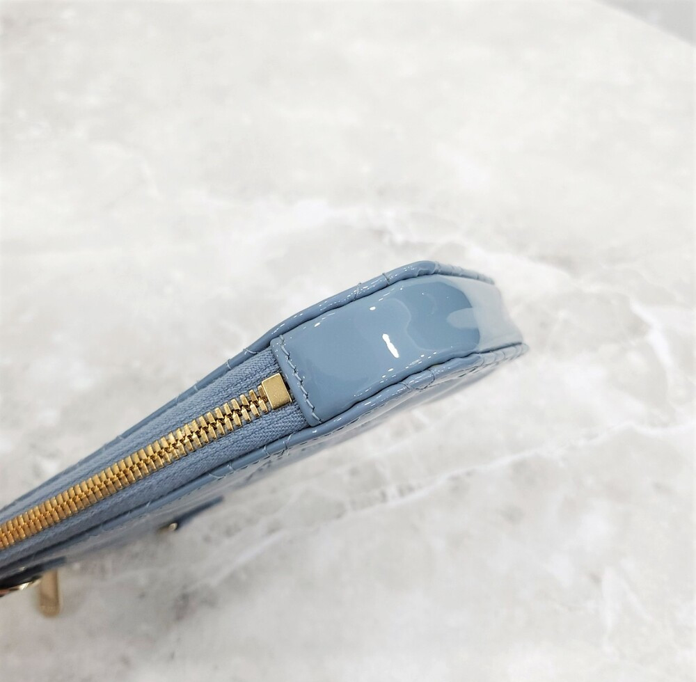 [럭스유] 디올 레이디 디올 콜인 폰홀더 체인백 클라우드 블루 S0872OVRB