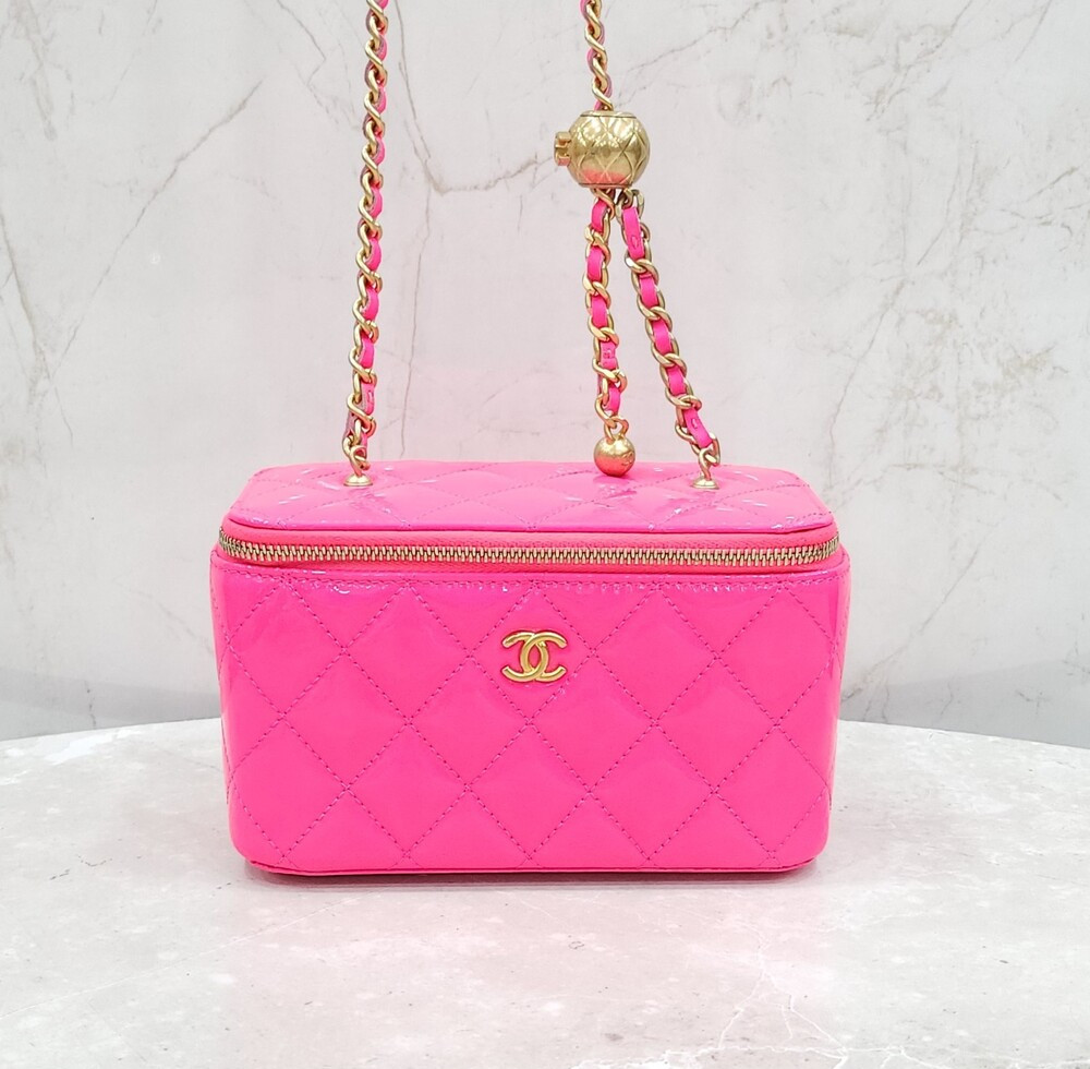 [럭스유] (새상품) 샤넬 페이던트 핑크 골든볼 베니티 코스메틱백