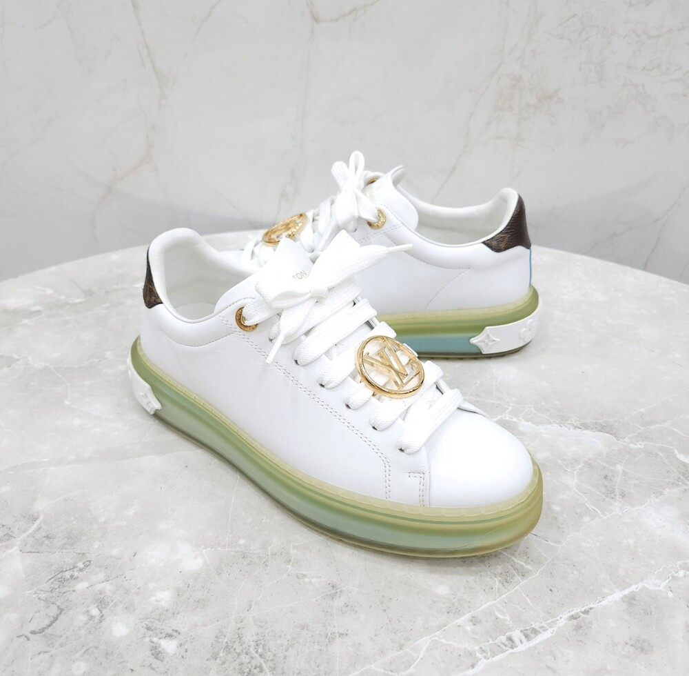 [럭스유] 36 / 루이비통 LV 클리어솔 타임아웃 스니커즈 1A8NG7