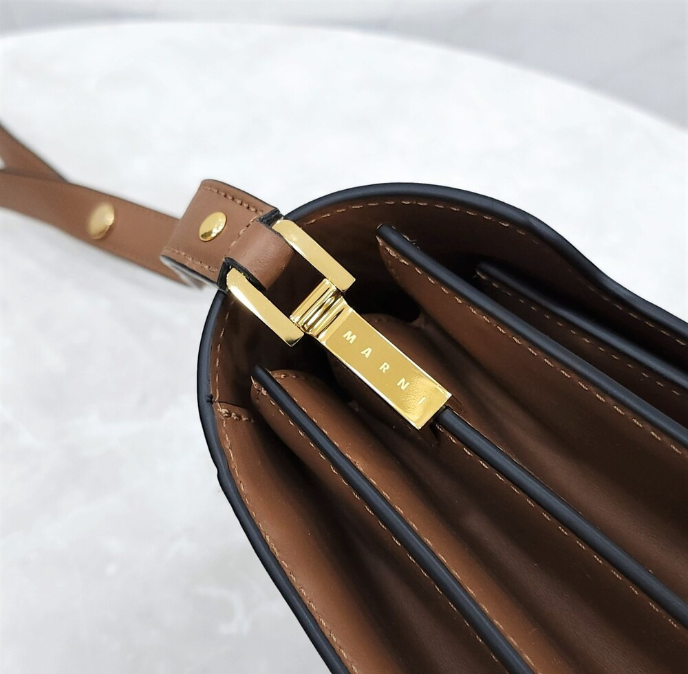 [럭스유] 마르니 미디움 카프스킨 트렁크 숄더백