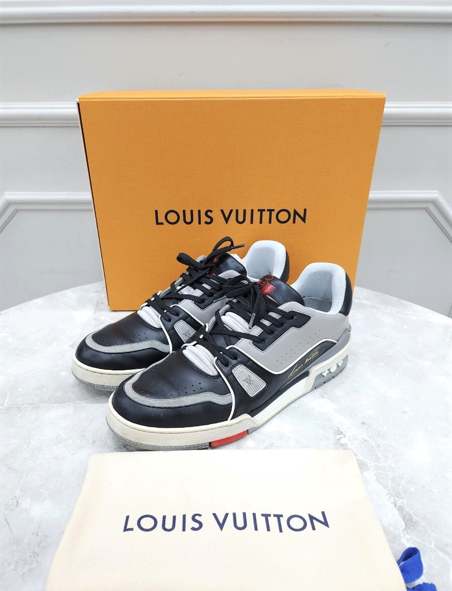 [럭스유] 8 / 루이비통 LV 트레이너 스니커즈