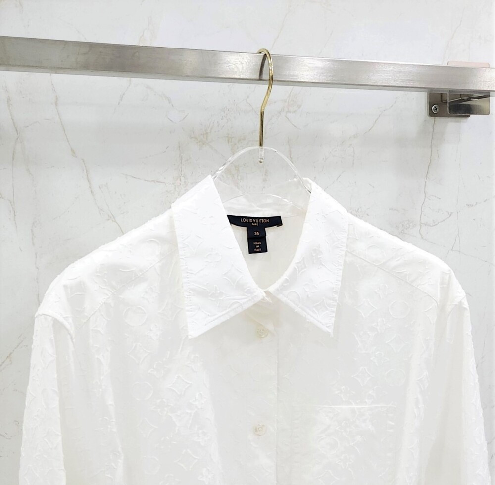 [럭스유] 36 / 루이비통 모노그램 릴리프 트롱프뢰유 원피스