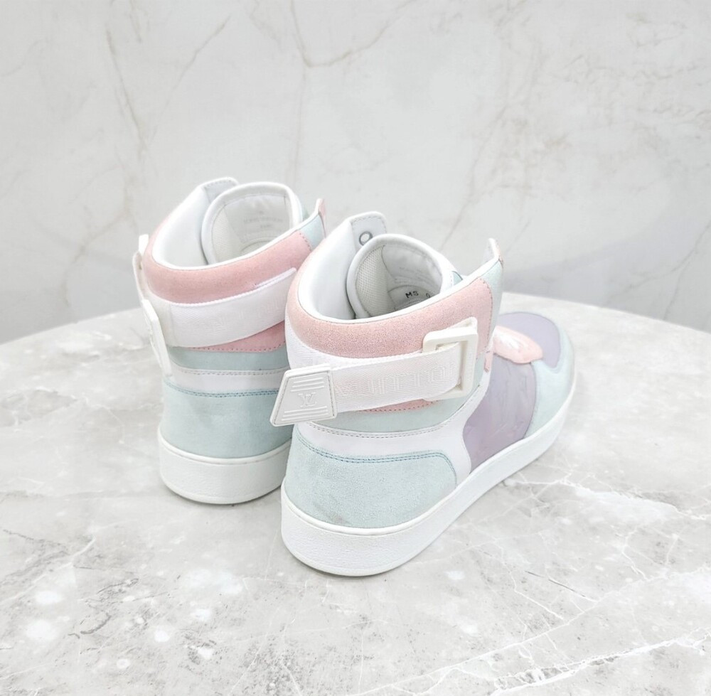 [럭스유] 6 / 루이비통 한정판 프리즘 모노그램 하이 스니커즈