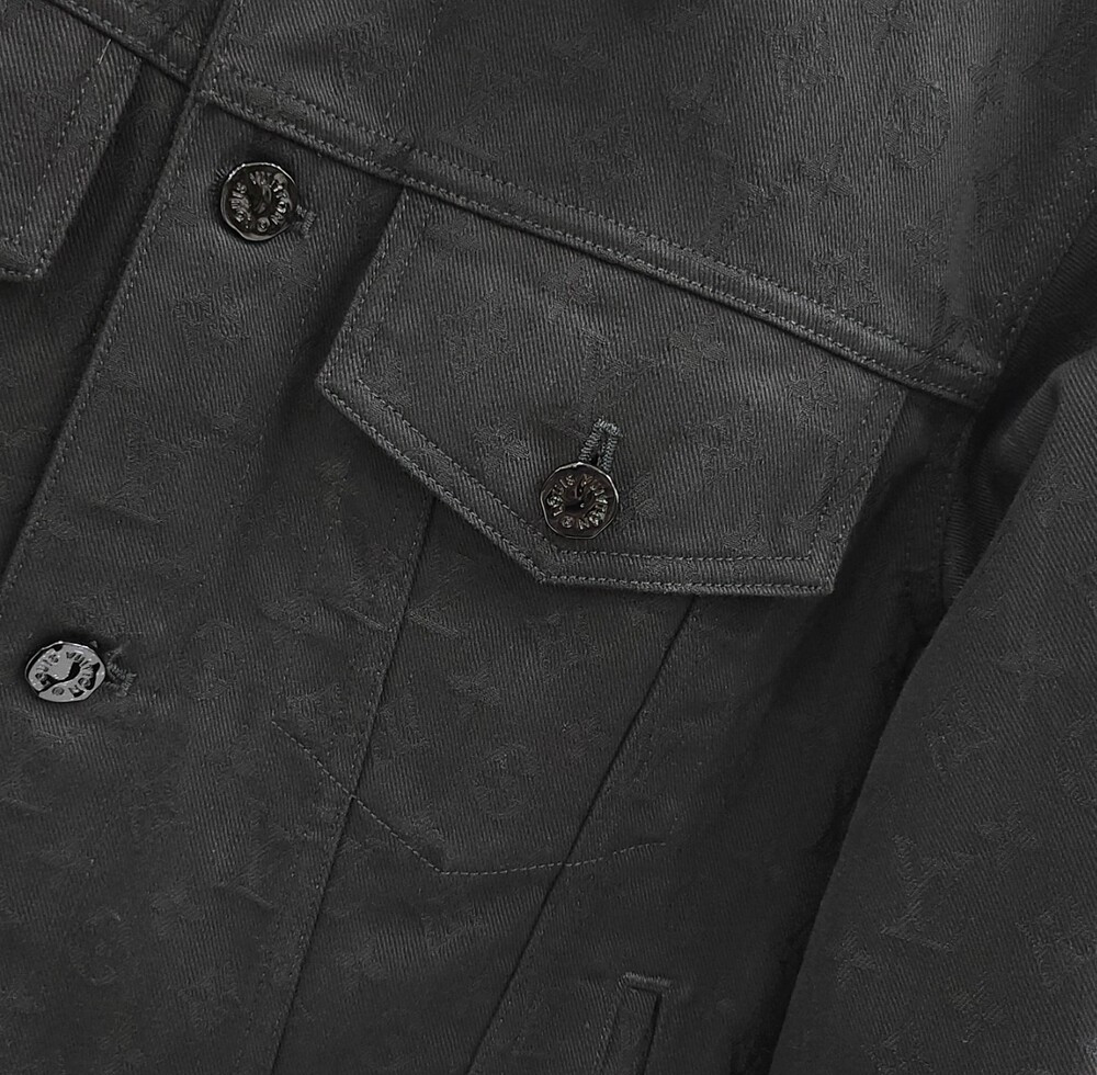 [럭스유] 46 / 루이비통 블랙 모노그램 트러커 데님 자켓