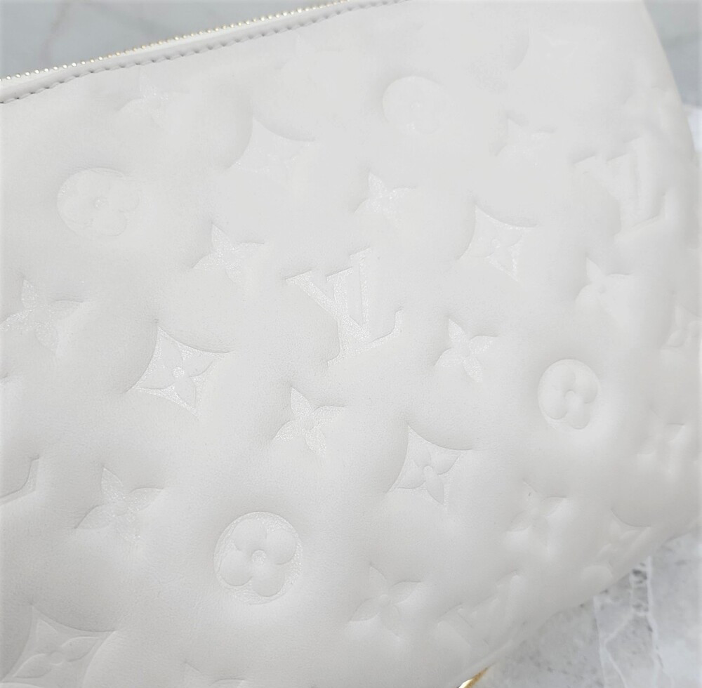 [럭스유] 루이비통 화이트 모노그램 쿠상 체인백 PM