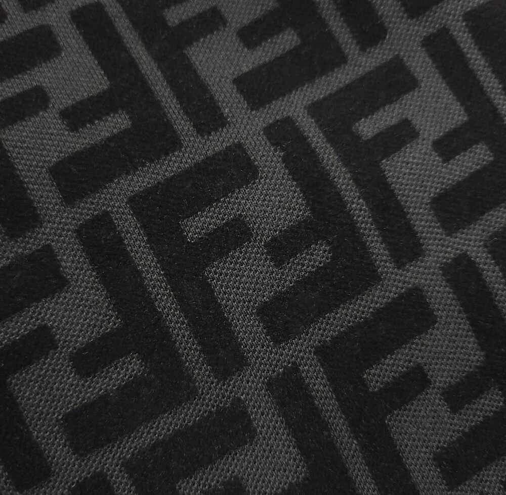 [럭스유] 48 / 펜디 FF 모티프 버뮤다 쇼츠 FB0689A7D5F0ABB