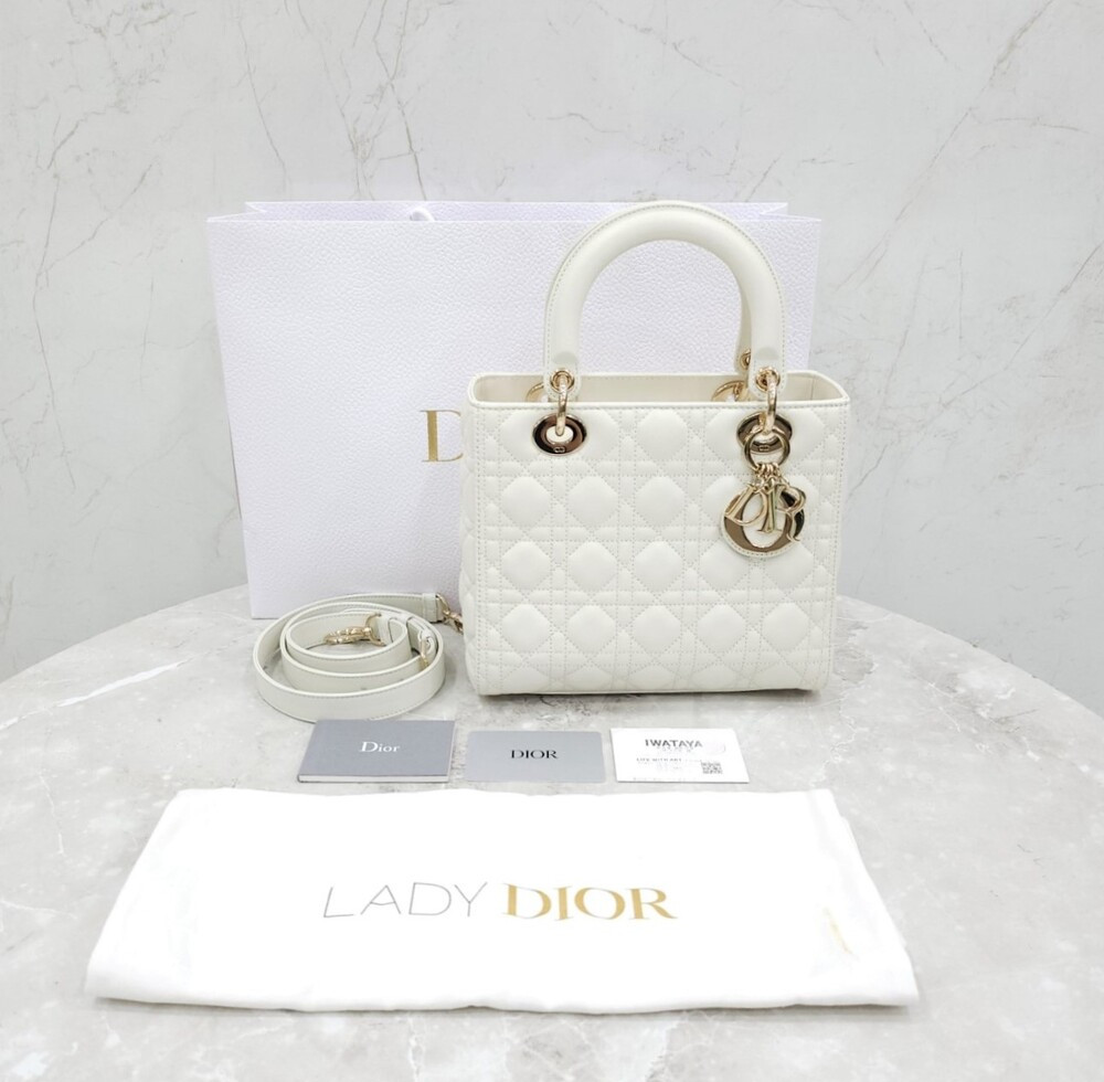 [럭스유] 디올 레이디 디올 백 미디움 화이트 금장