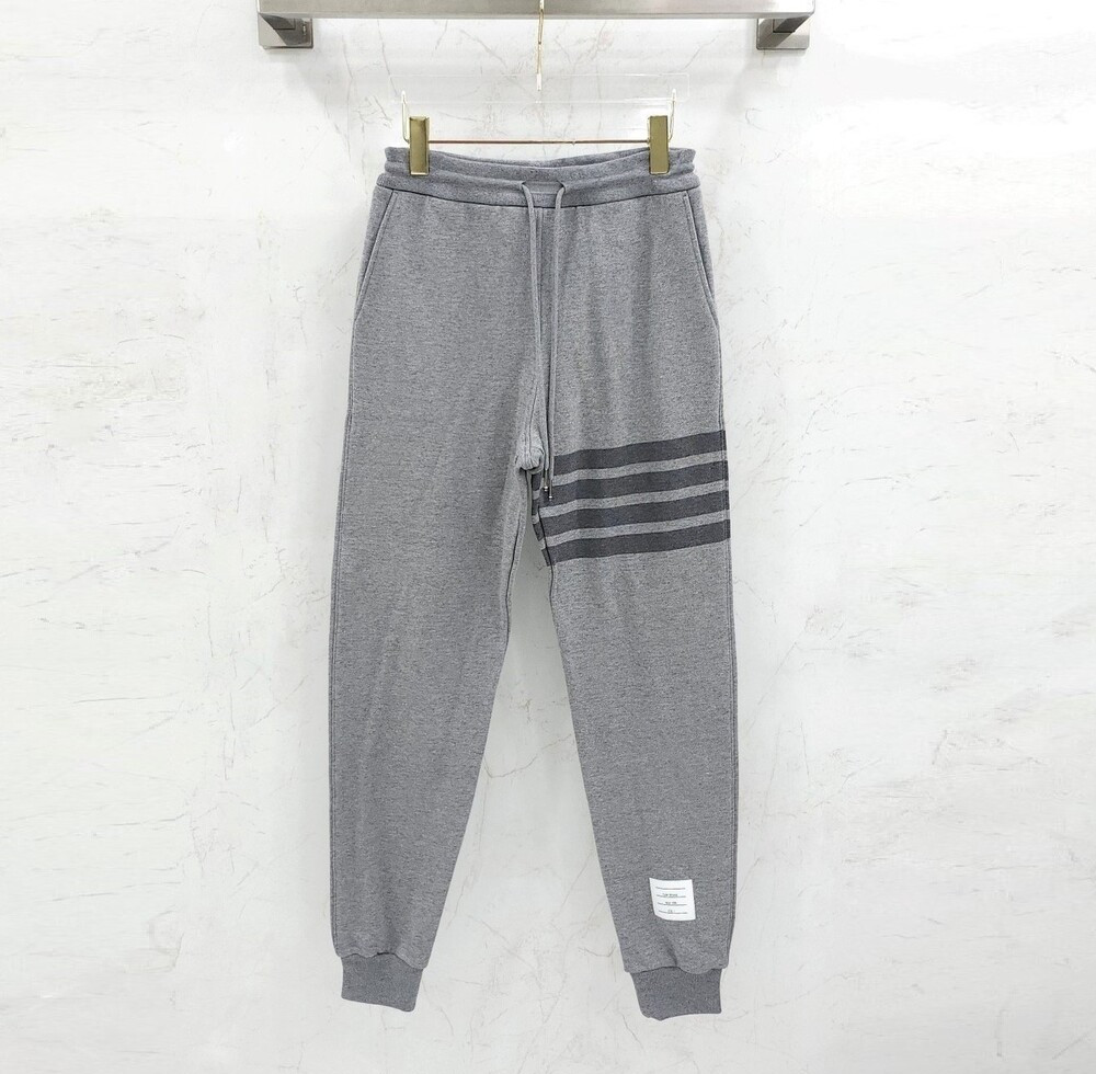 [럭스유] (새상품) 1 / 톰브라운 사선완장 스트라이프 조거 팬츠 MJQ008A