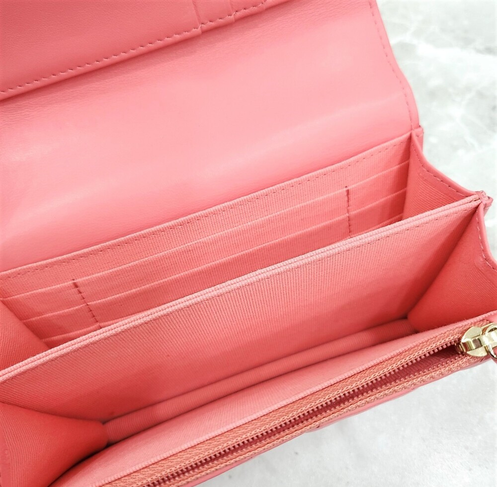 [럭스유] (새상품) 샤넬 시즌 핑크 램스킨 미니 플랩 숄더백 AP2635