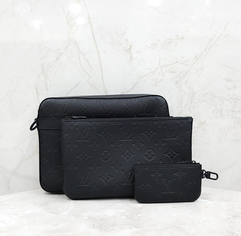 [럭스유] (새상품) 루이비통 쉐도우 모노그램 트리오 메신저백 M46602