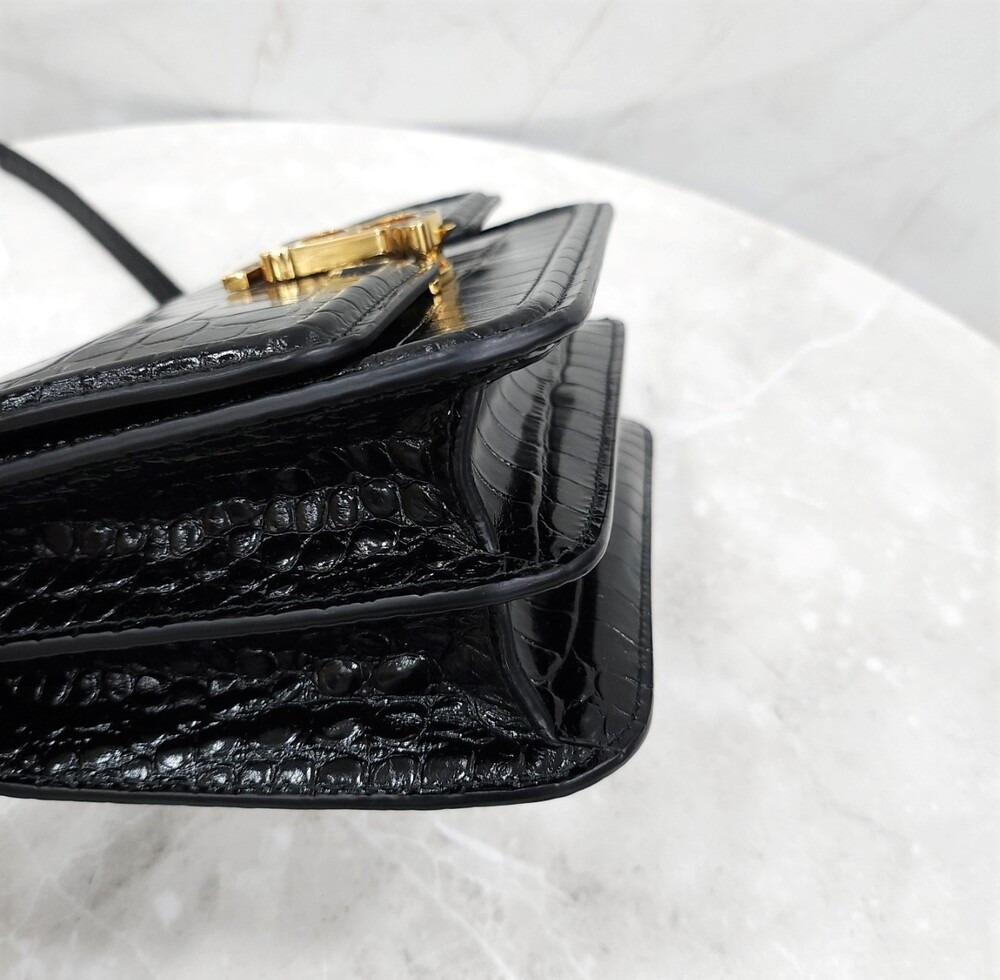 [럭스유] 버버리 엠보싱 TB 체인백 블랙 스몰 8058293