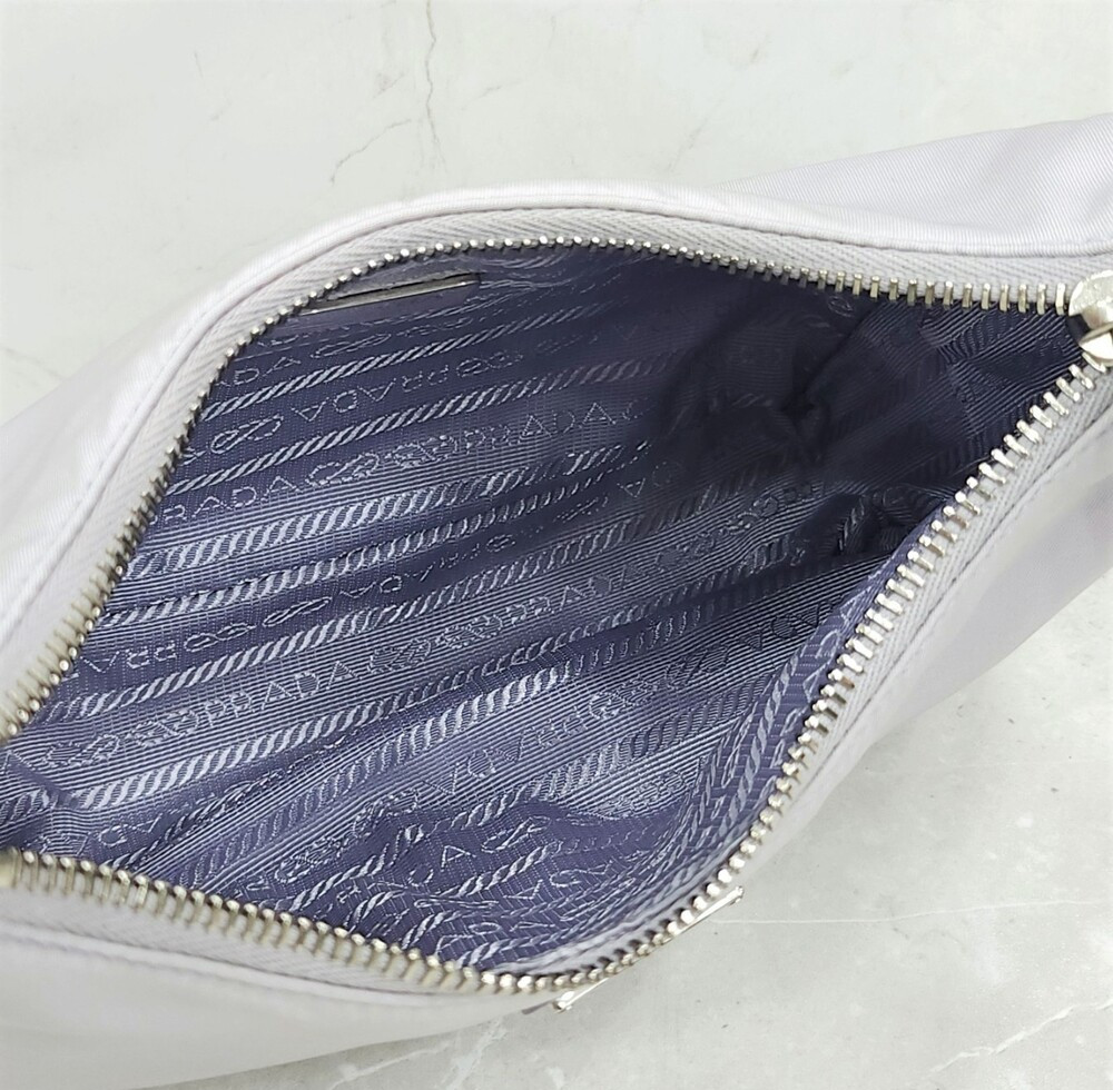 [럭스유] 프라다 리에디션 2005 리나일론 미니백 1NE204