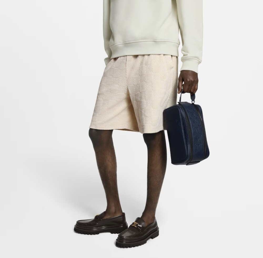 [럭스유] (새상품) 루이비통 돕 키트 쉐도우 모노그램 네이비 블루 M14843