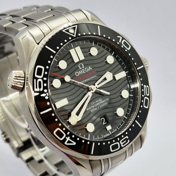 오메가 씨마스터 다이버300 42MM 남성시계 210.30.42