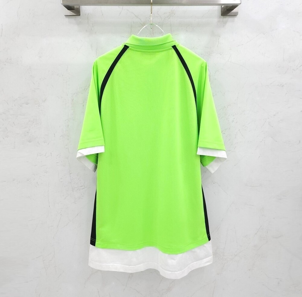 [럭스유] S / 발렌시아가 그린 로고 레이어드 오버 카라티