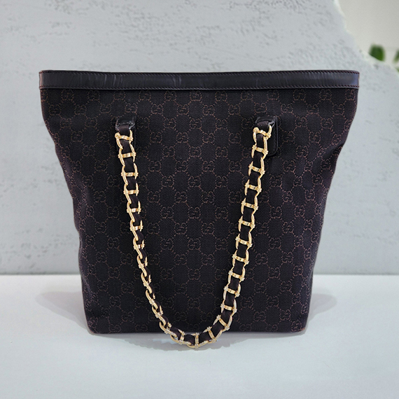 구찌 GG 로고 자가드 금장 체인 바겟 숄더백 196750