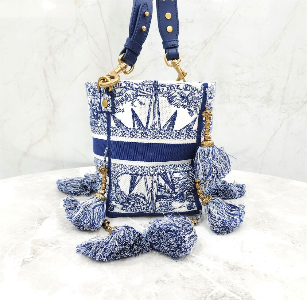 [럭스유] 디올 D 버블 버킷백 스몰 M1317CRVX