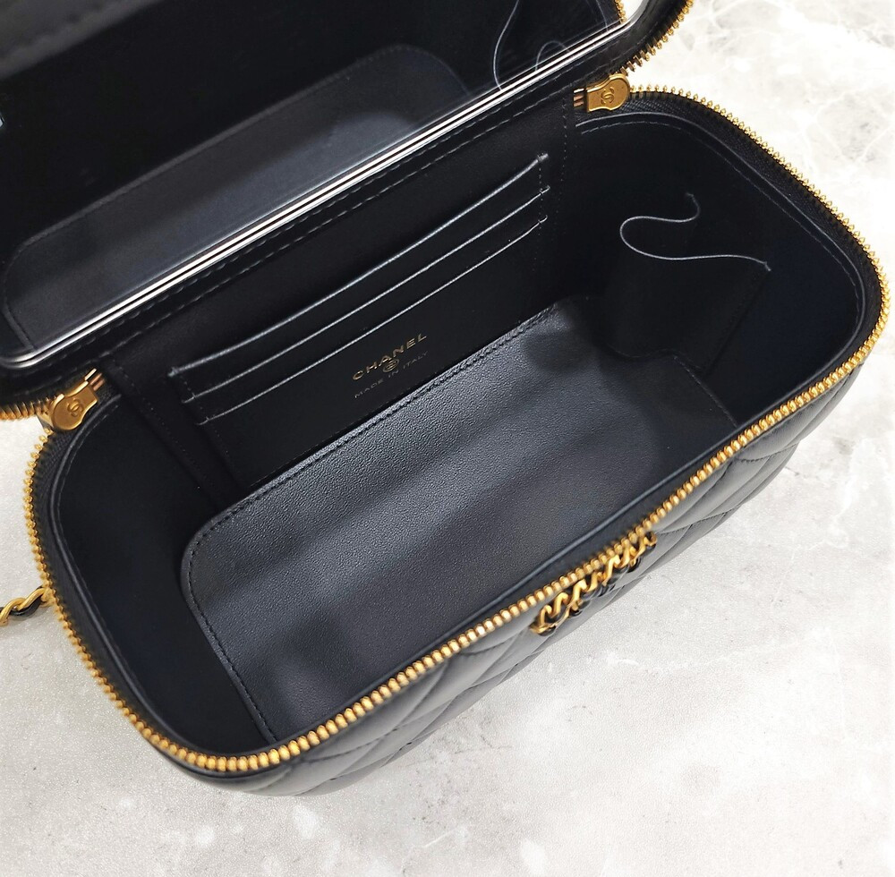 [럭스유] 샤넬 24C 탑핸들 베니티 체인 토트 숄더백 AP3663