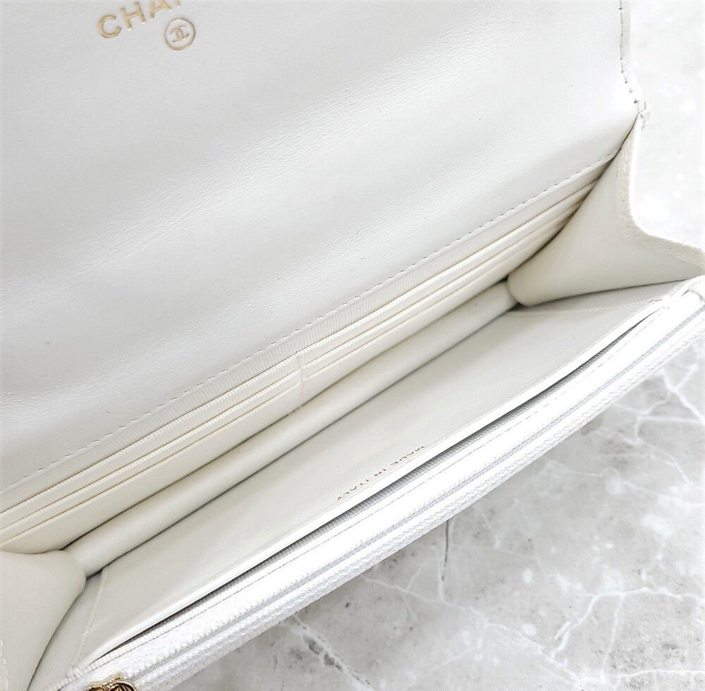 [럭스유] 샤넬 탑핸들 WOC 체인 크로스백 신형내장칩 AP2804