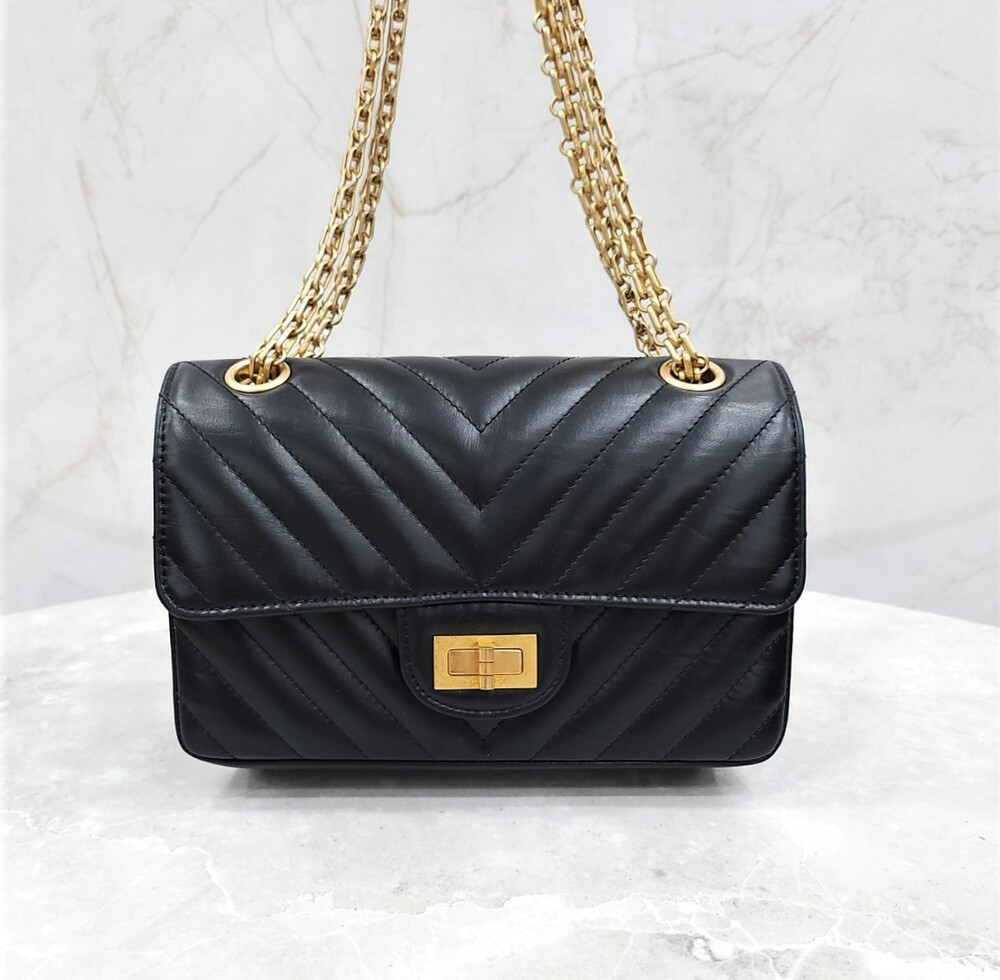 [럭스유] 샤넬 2.55 빈티지 미니 쉐브론 블랙 금장 신형내장칩