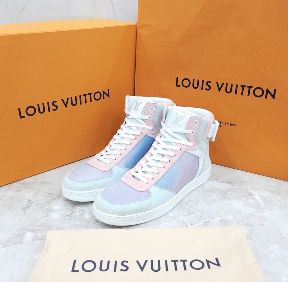 [럭스유] 6 / 루이비통 한정판 프리즘 모노그램 하이 스니커즈