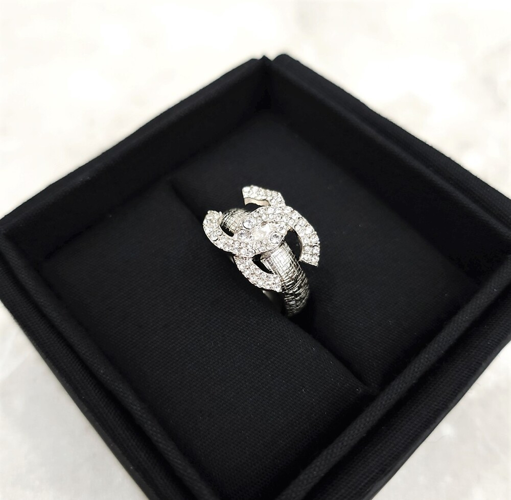 [럭스유] 샤넬 CC로고 크리스탈 반지 국내11호