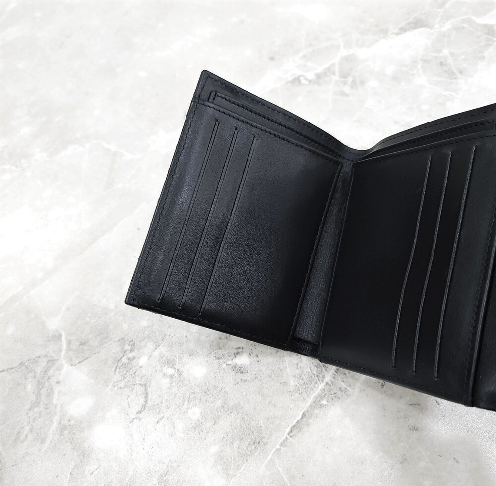 [럭스유] 샤넬 블랙 캐비어 보이 반지갑 은장 내장칩 A80734