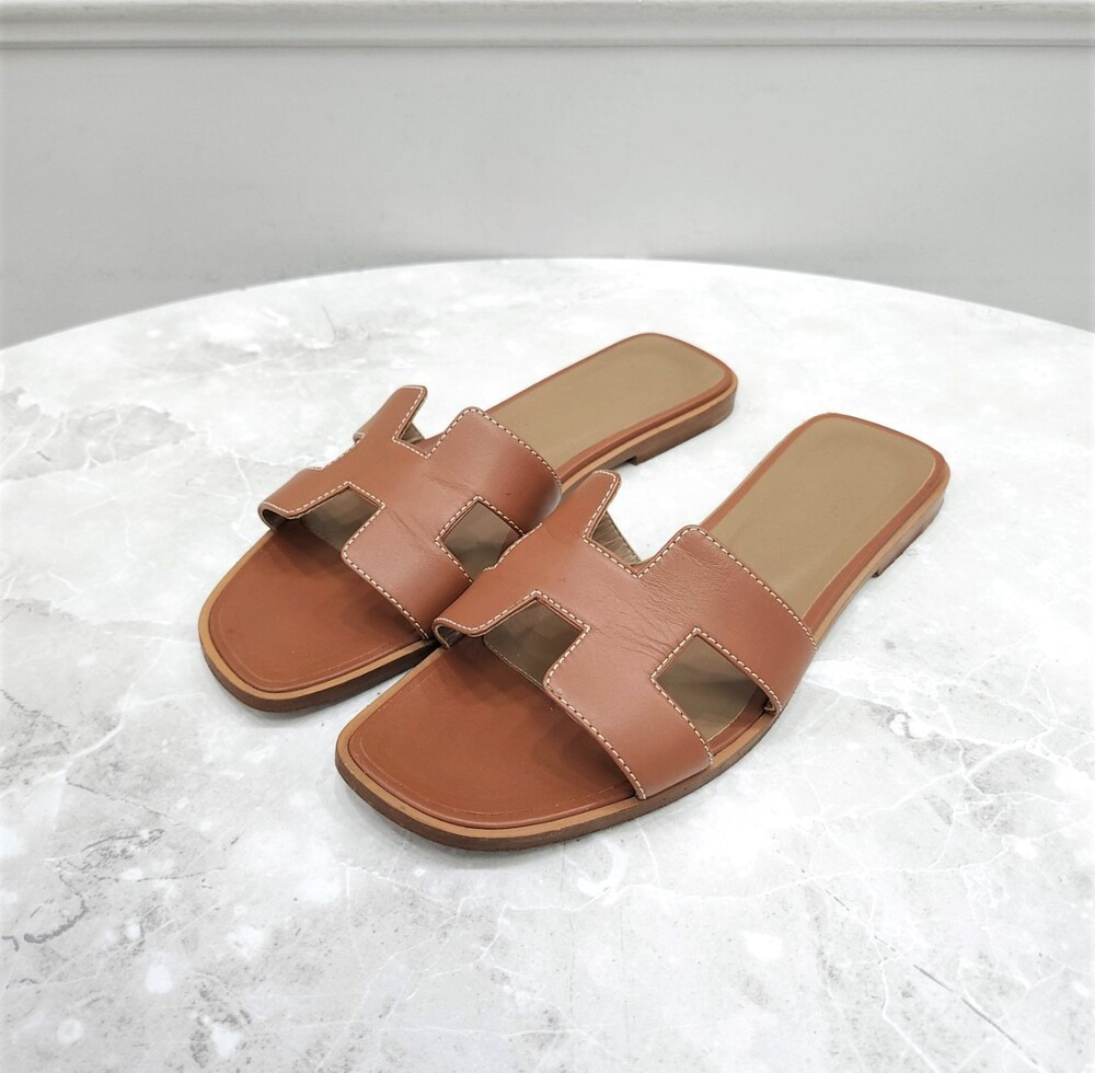 [럭스유] 38.5 / 에르메스 골드 오란 샌들 슬리퍼