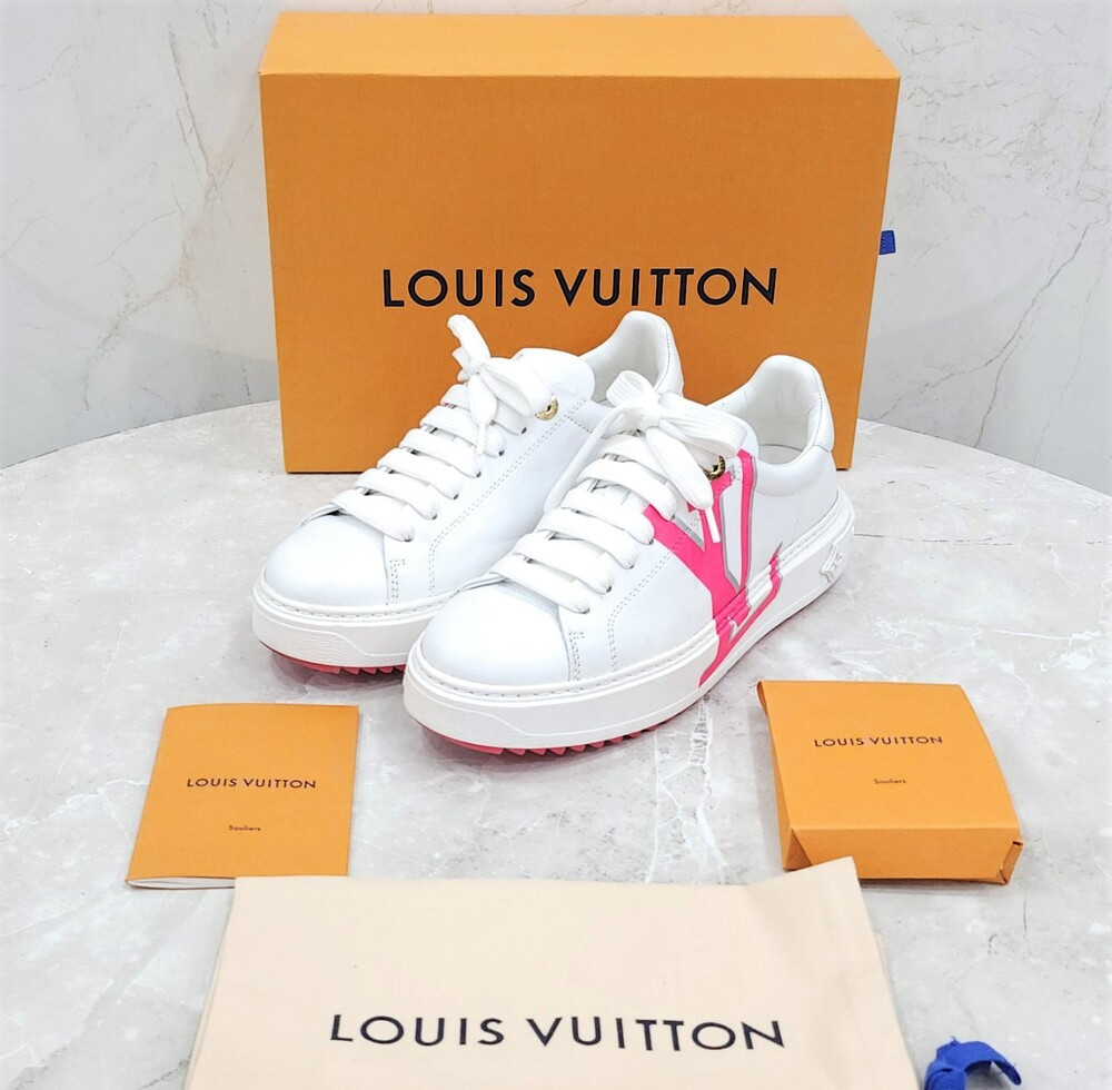 [럭스유] 37.5 / 루이비통 LV 핑크 로고 타임아웃 스니커즈