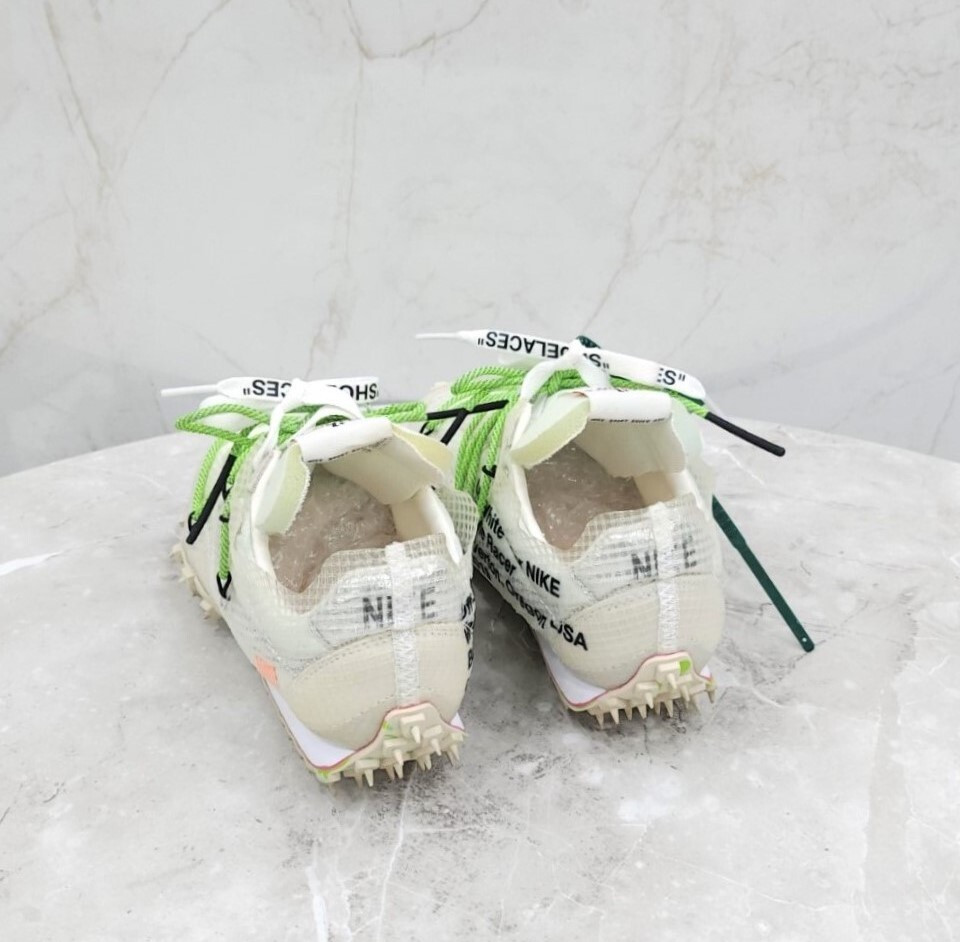 [럭스유] 235 / 오프화이트 X 나이키 와플 레이서