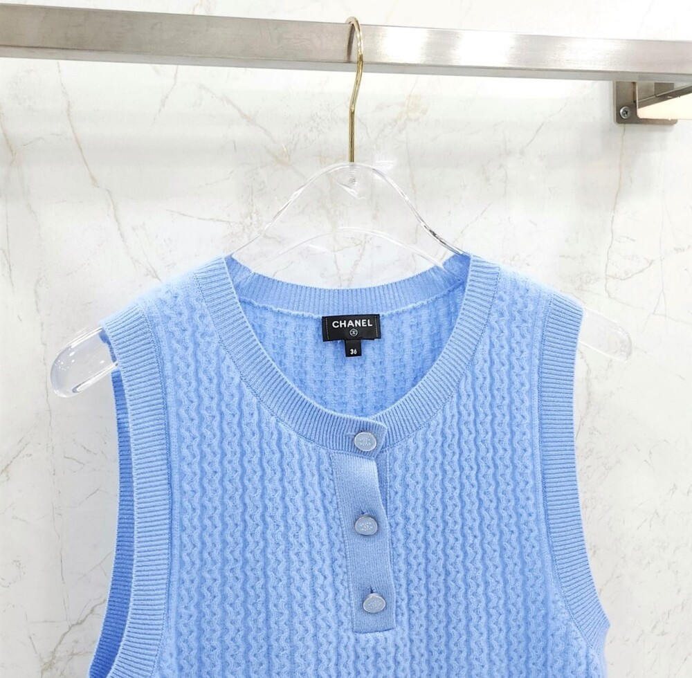 [럭스유] (새상품) 36 / 샤넬 24FW 프리컬렉션 캐시미어 니트 나시 P77893