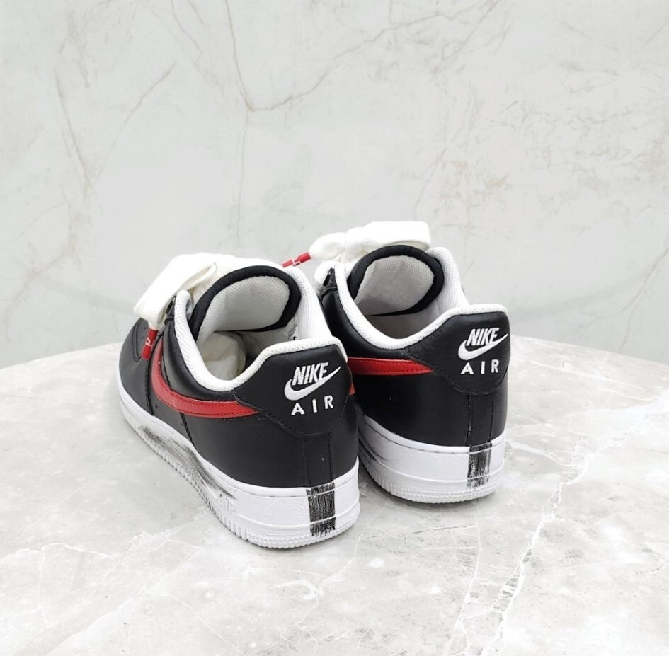 [럭스유] (새상품) US8.5 / 나이키 X 피스마이너스원 에어포스1 파라노이즈 레드