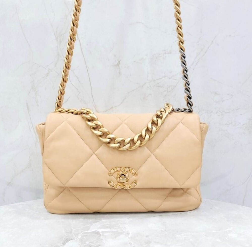 [럭스유] (새상품) 샤넬 19 플랩백 라지 램스킨 베이지 금장 신형내장칩 AS1161