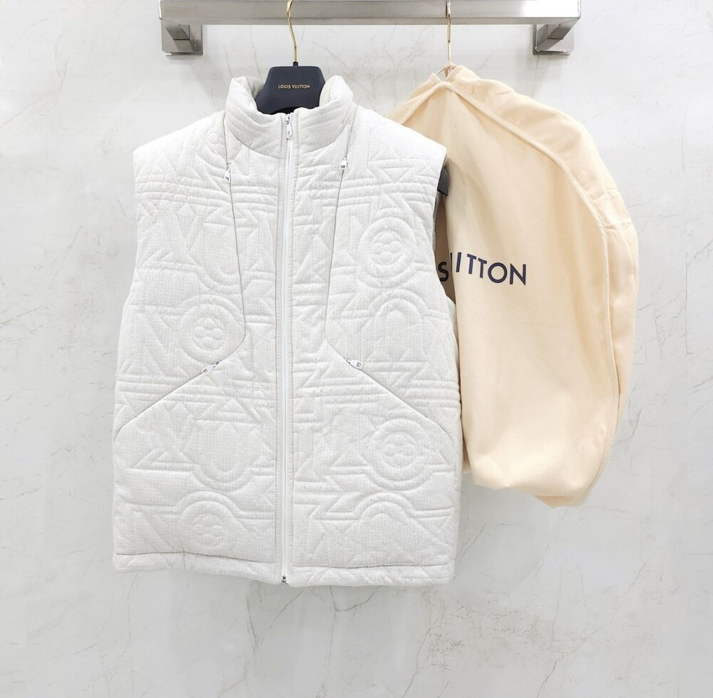 [럭스유] 48 / 루이비통 LV 시그니처다운 퀄팅 조끼