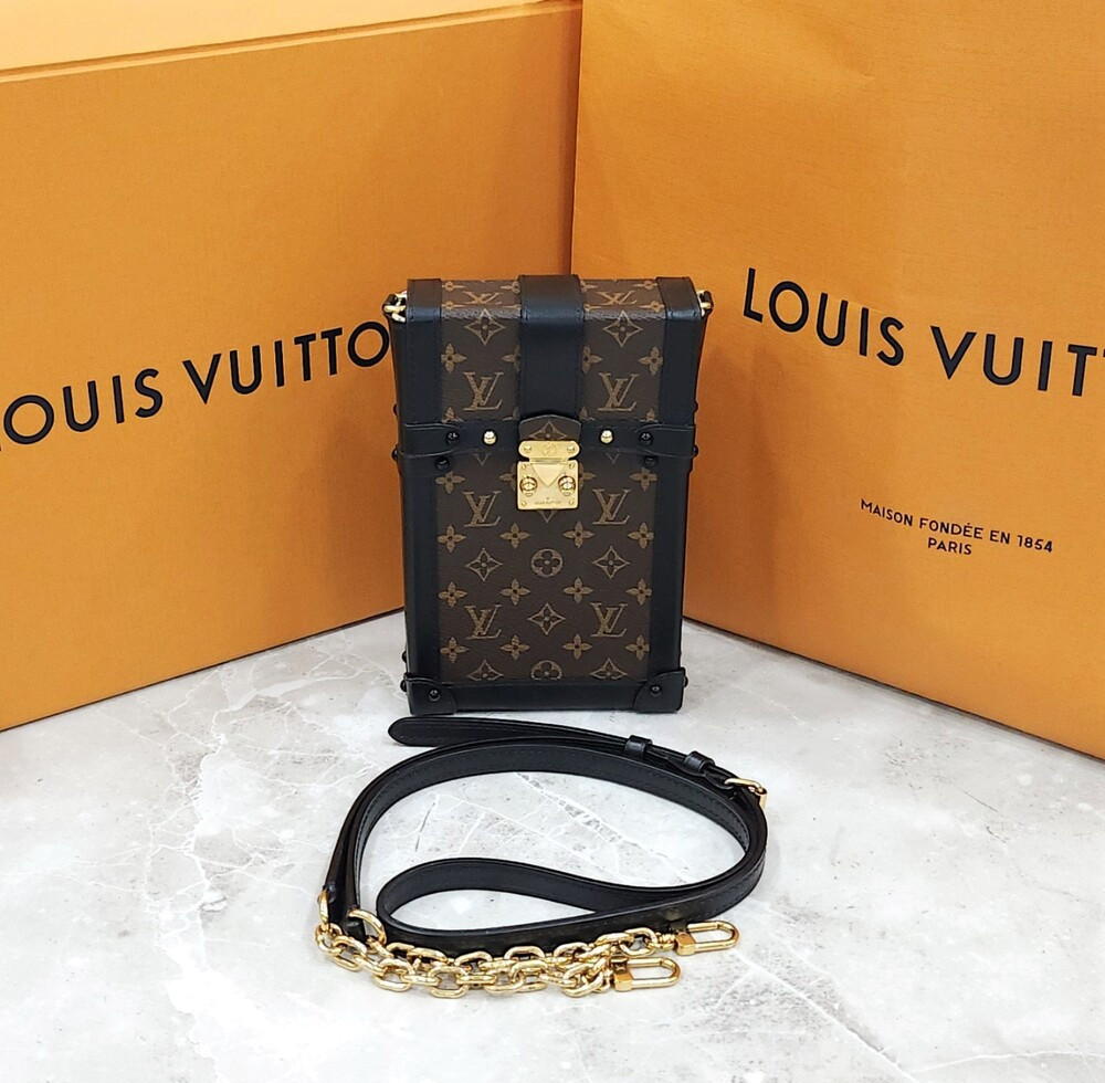 [럭스유] 루이비통 포쉐트 트렁크 버티컬 체인백
