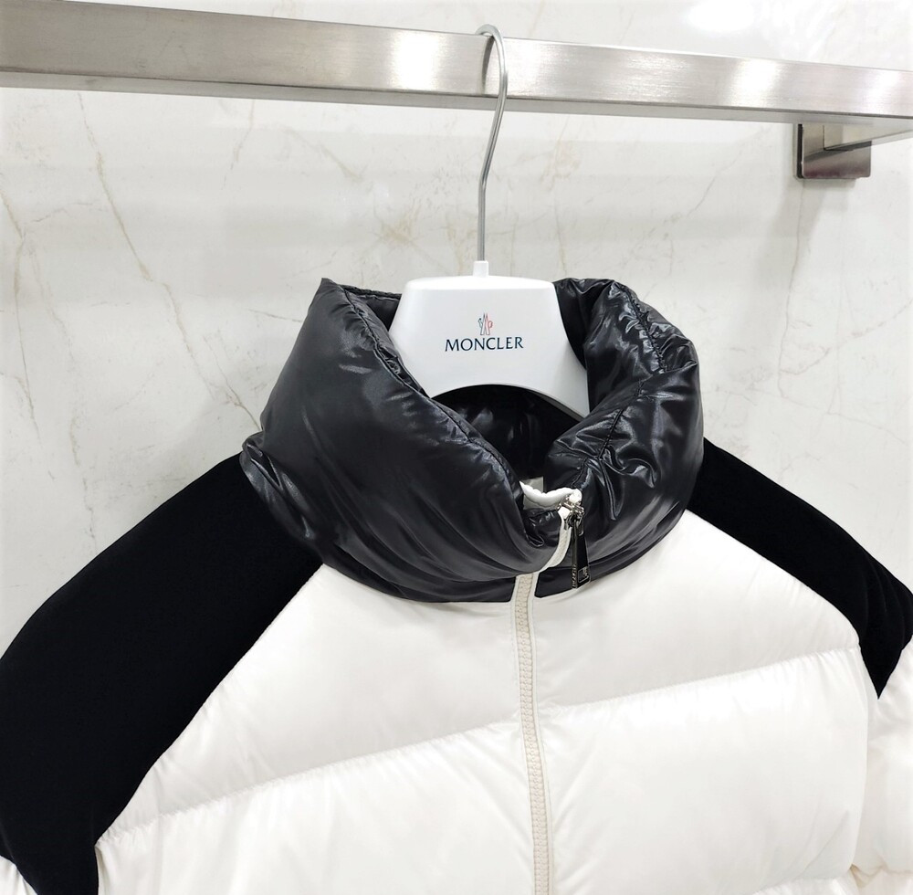 [럭스유] (새상품) 00 / 몽클레어 화이트 CHOUELLE 슈엘 여성 다운 패딩