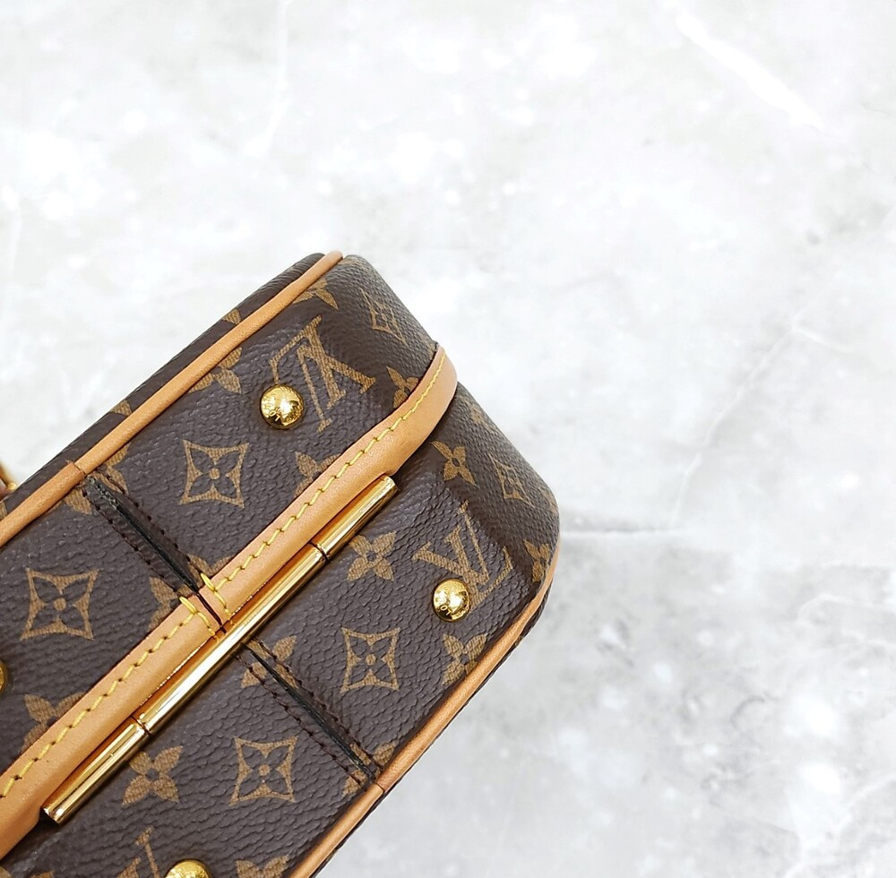 [럭스유] 루이비통 쁘띠뜨 부아뜨 샤포 크로스백 M43514