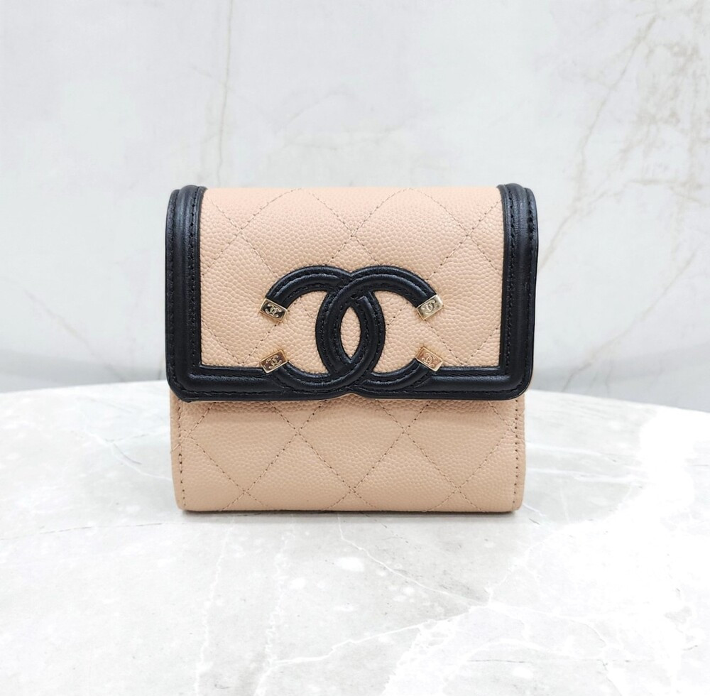 [럭스유] 샤넬 CC로고 코스메틱 플랩 캐비어 스몰 반지갑