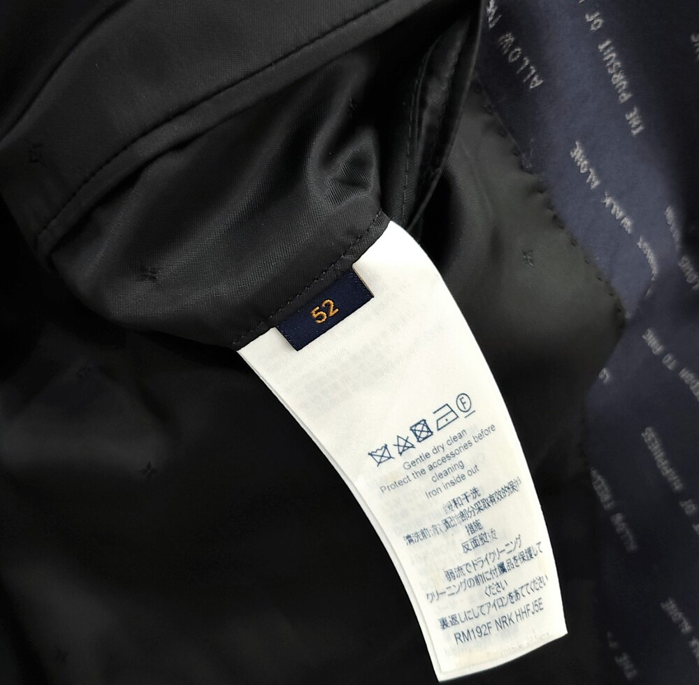 [럭스유] 52 / 루이비통 모노그램 스트라이프 2B 테일러드 자켓