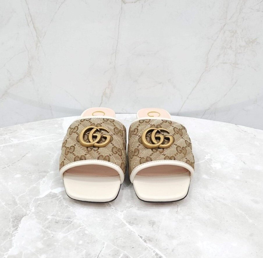 [럭스유] (새상품) 35 / 구찌 GG 마틀라세 슬라이드 샌들 슬리퍼 619893