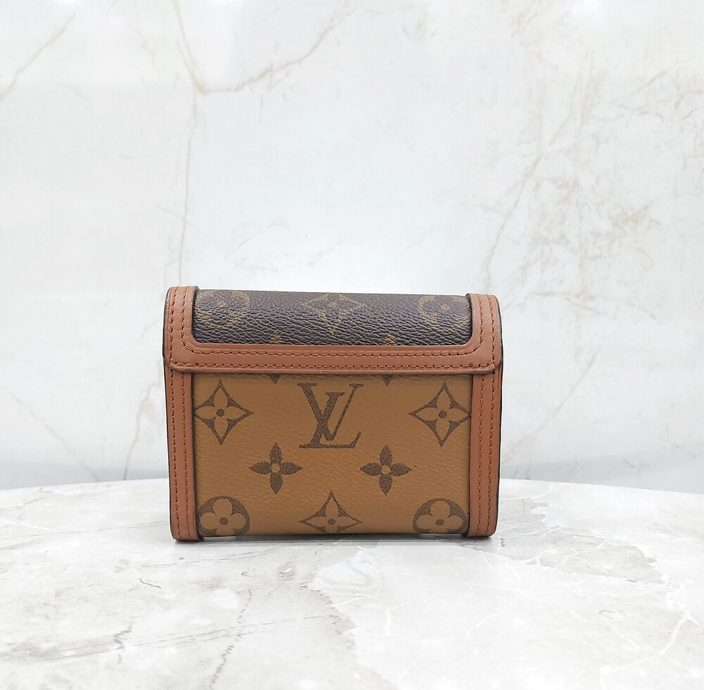 [럭스유] 루이비통 모노그램 도핀 컴팩트 월릿 지갑 M68725