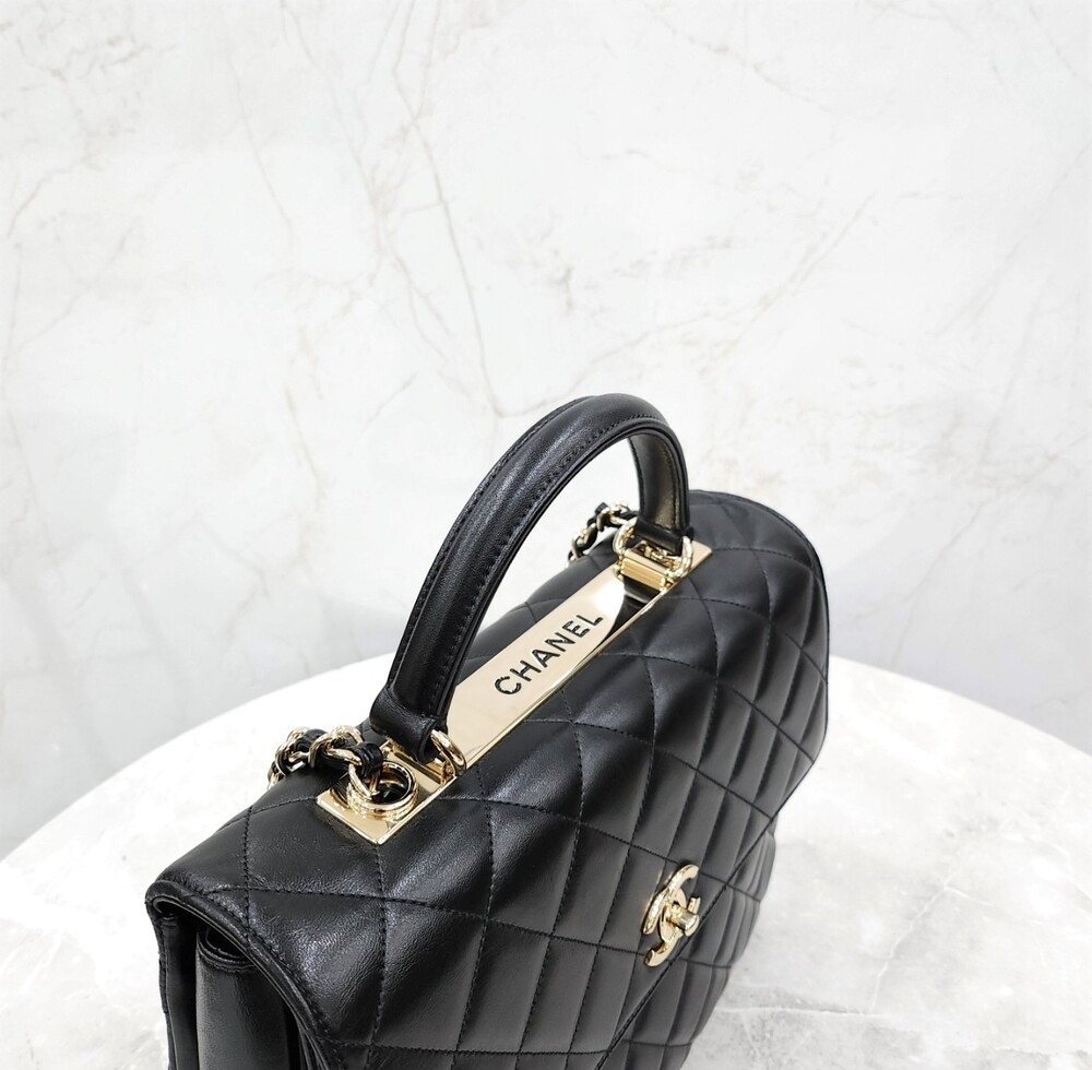 [럭스유] 샤넬 블랙 트렌디 CC 라지 탑핸들 체인 숄더백 23번대 A92237