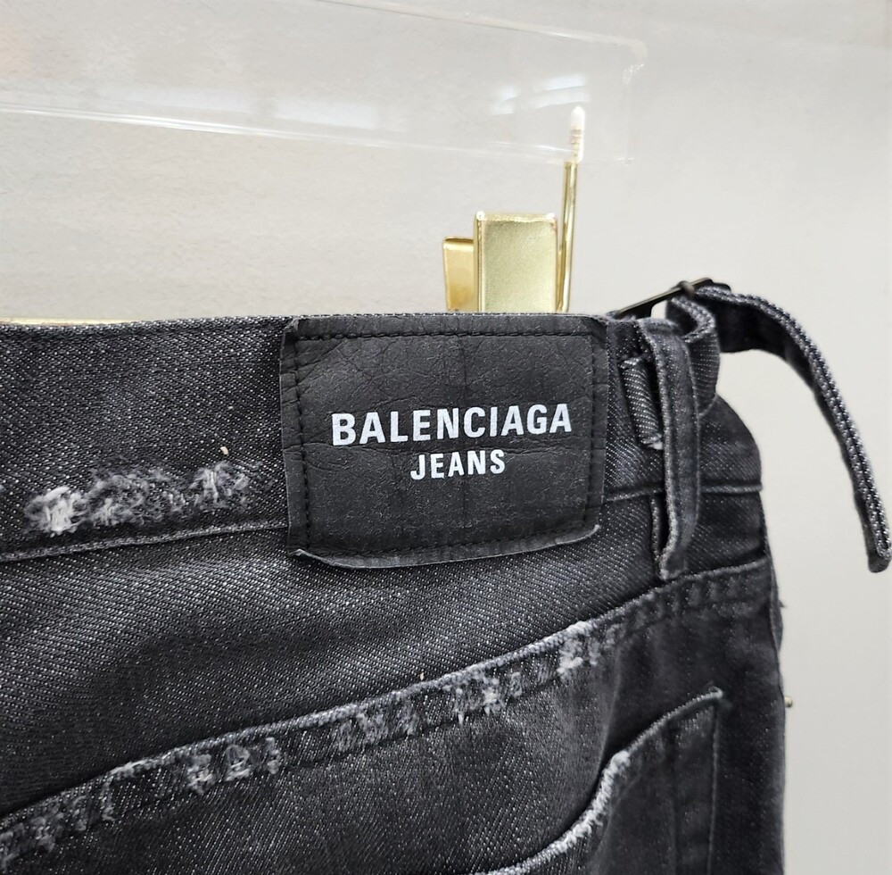 [럭스유] S / 발렌시아가 릴렉스드 핏 립팬츠 블랙