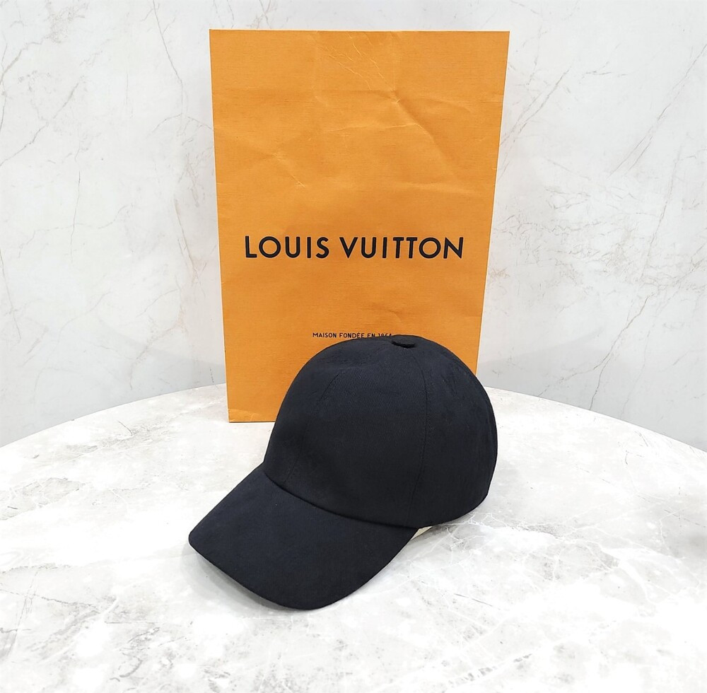 [럭스유] (새상품) 루이비통 모노그램 에센셜 베이스볼 캡 58호 M76584