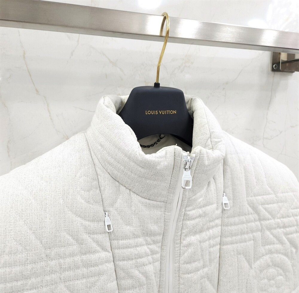 [럭스유] 48 / 루이비통 LV 시그니처다운 퀄팅 조끼